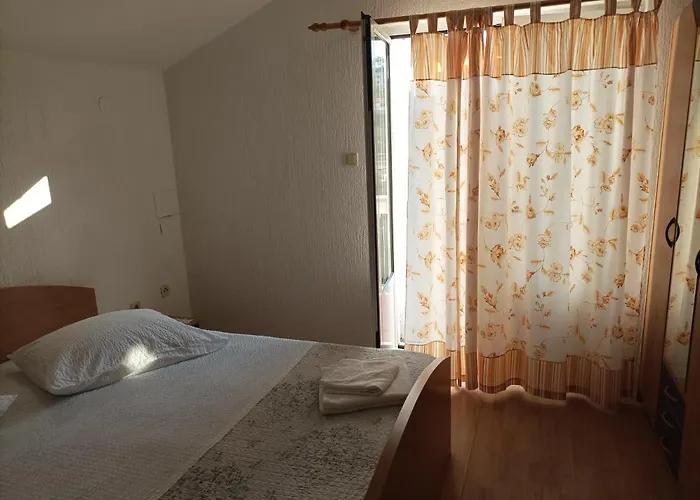 Feel Good Rab 131 * Mundanije