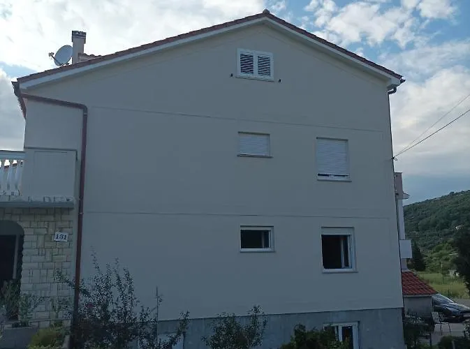 Feel Good Rab 131 Mundanije