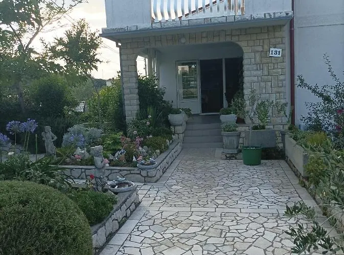 Apartman Feel Good Rab 131 *